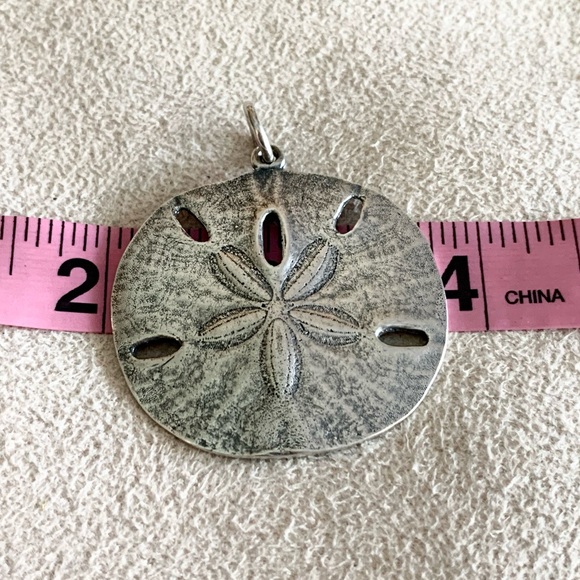 James avery sand dollar pendant Clearance